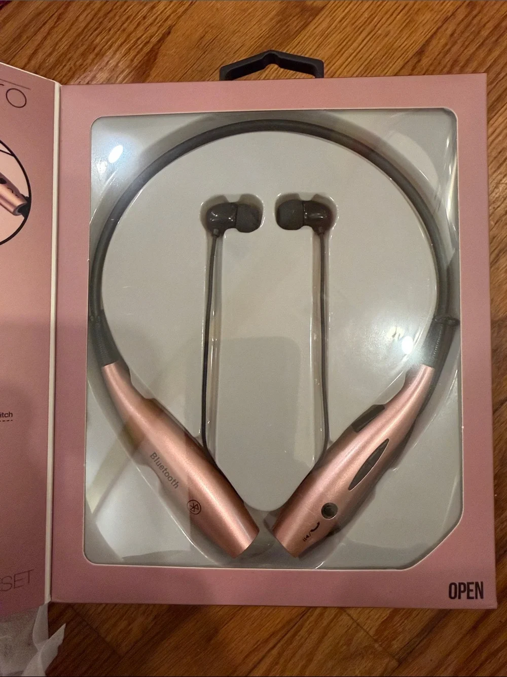 wireless neckband enjoy reliable